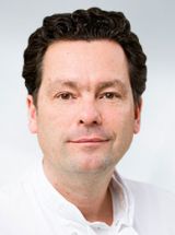 Alexander L. Vahrmeijer, MD