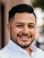 Former Navy Corpsman Uses Military Experience to Advance Patient Access and Care