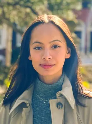 Vivian Hoang