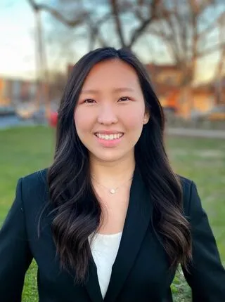 Sue Kun, BA