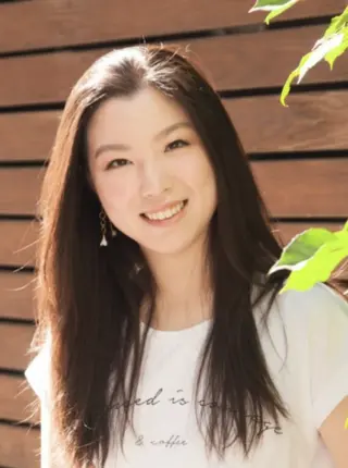 Lydia Chen (she/her)