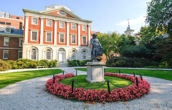 Front of Pennsylvania Hospital garden