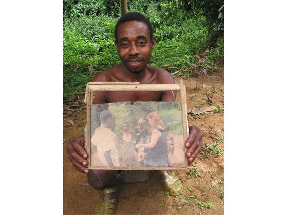 Man holding photo